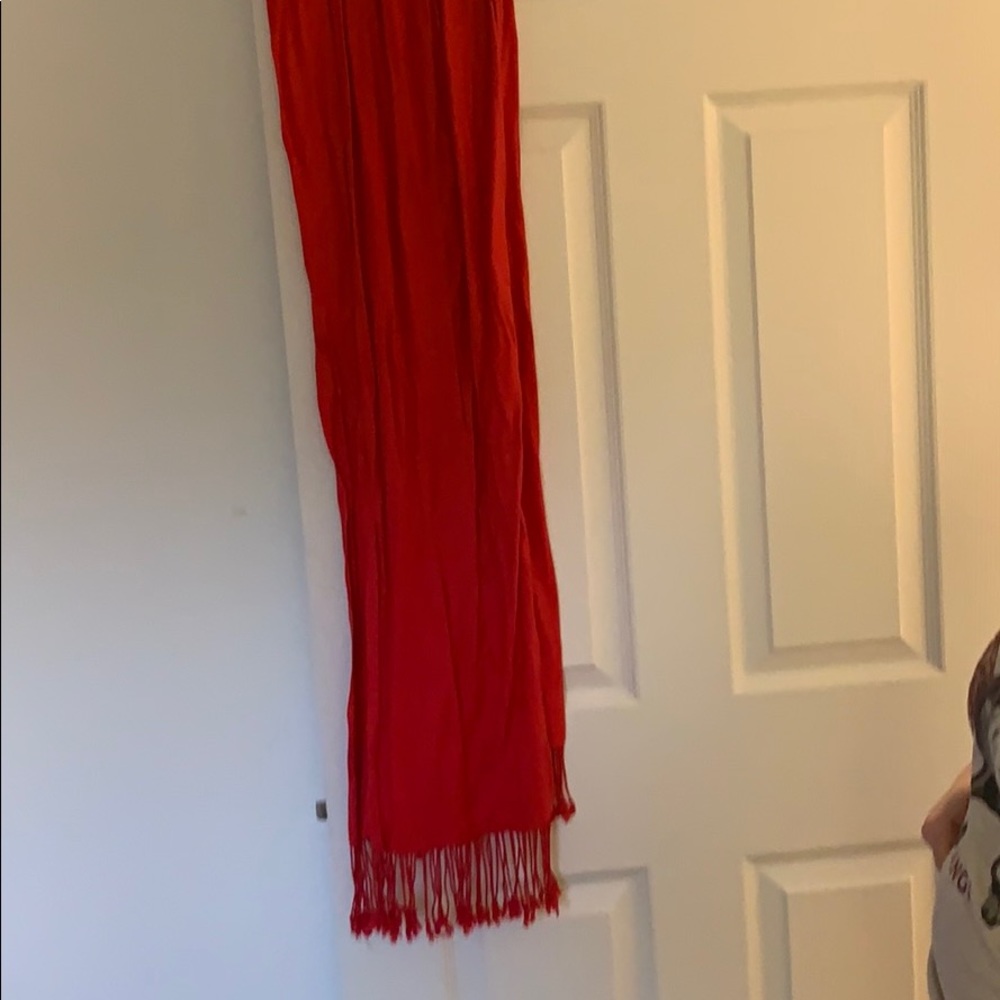 Red pashmina